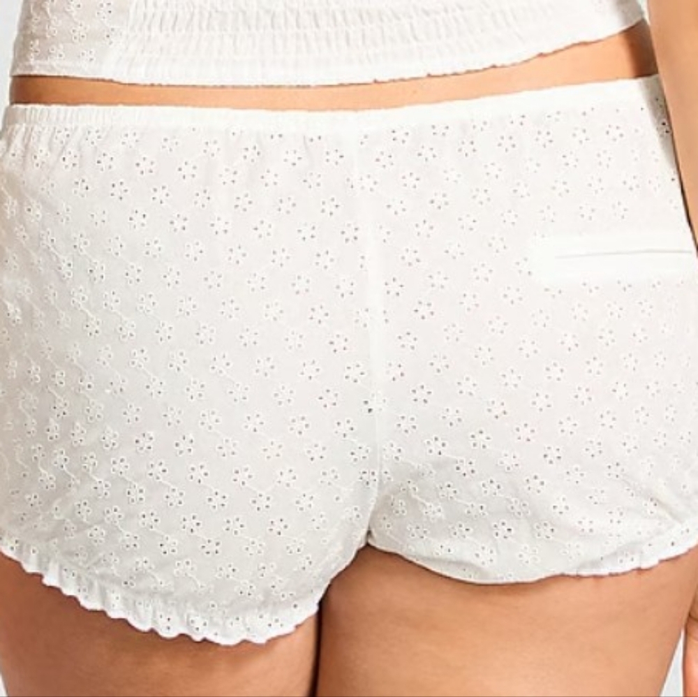 NWT PINK White Eyelet shorts